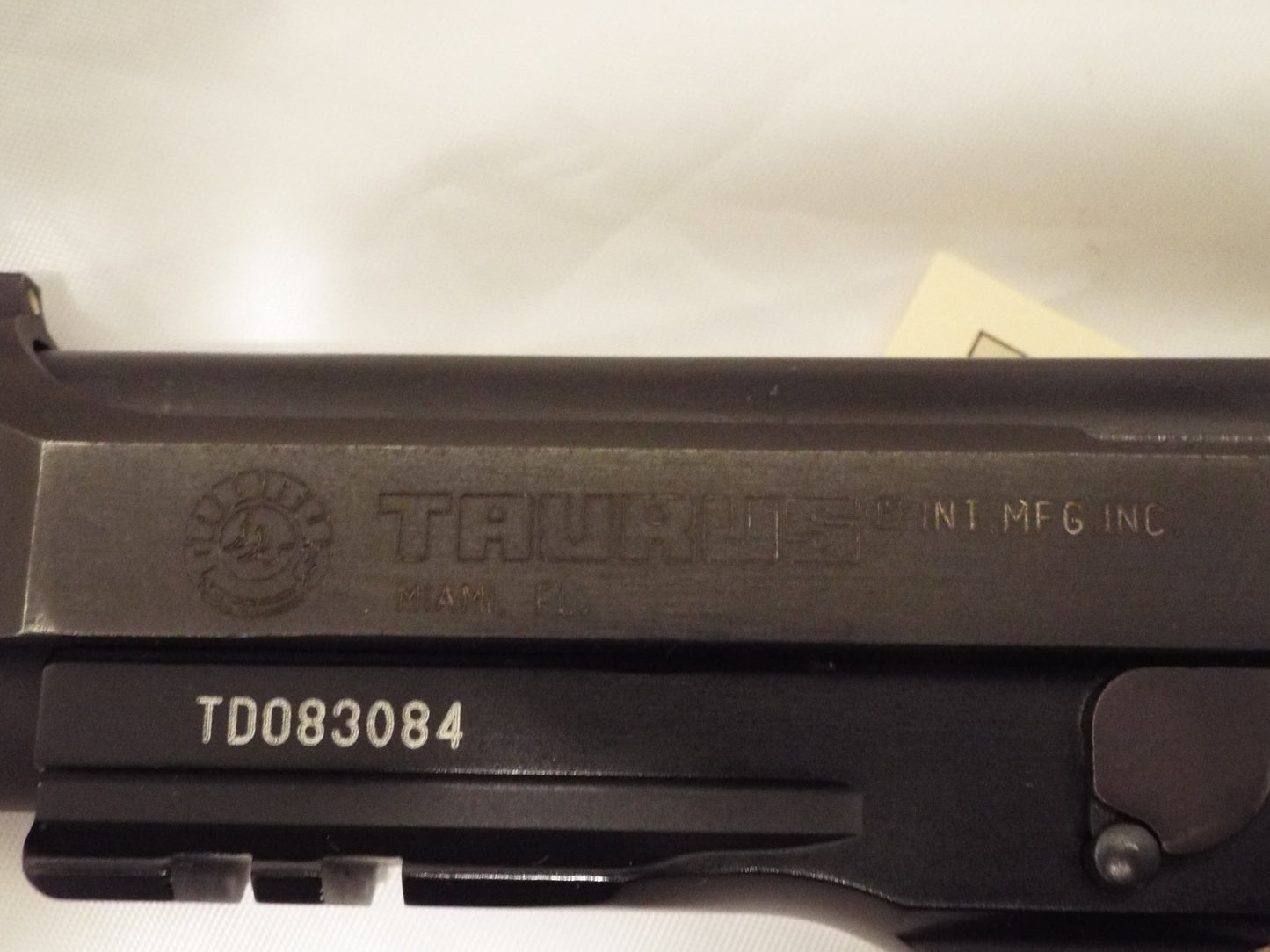 Taurus 92 Handgun 9mm Luger 18rd Magazine 5" Barrel Black Slide/Grip