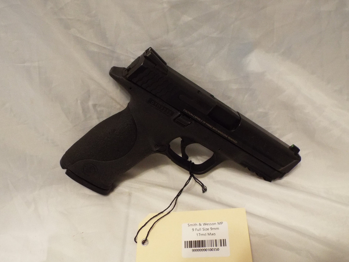 Smith & Wesson M&P 9 - 9mm