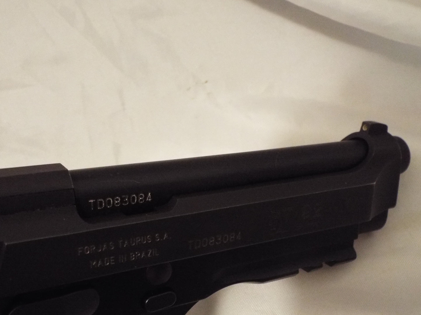 Taurus 92 Handgun 9mm Luger 18rd Magazine 5" Barrel Black Slide/Grip